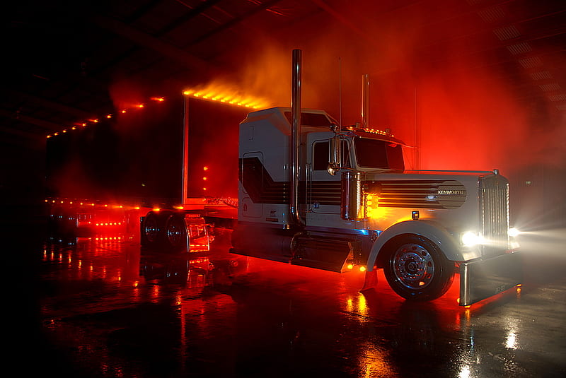 Luz de noche, kenworth de noche, plataformas grandes, camiones, 18wheelers,  Fondo de pantalla HD | Peakpx