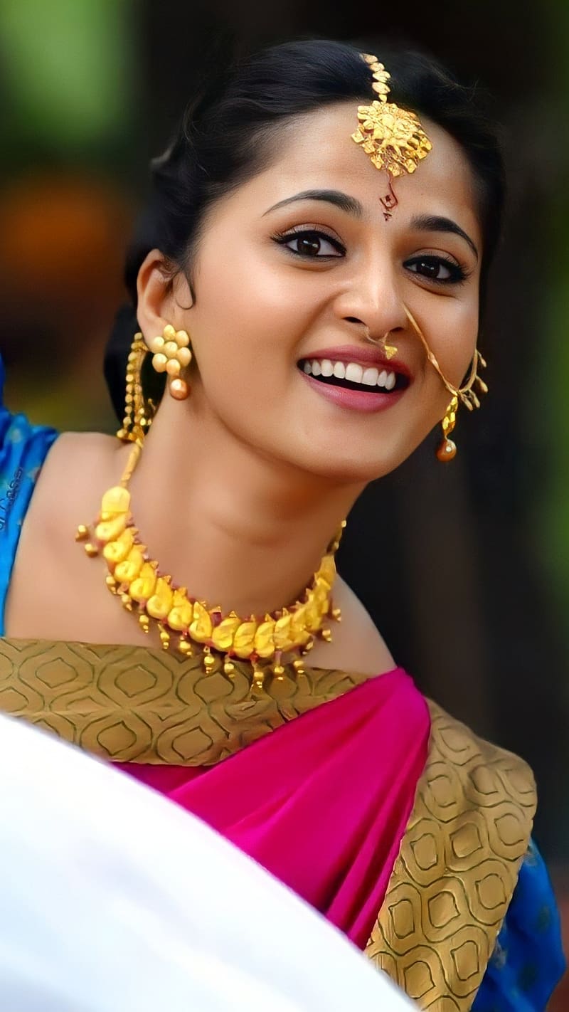 South Indian Heroine, Anushka Shetty, Baahubali, HD phone wallpaper | Peakpx