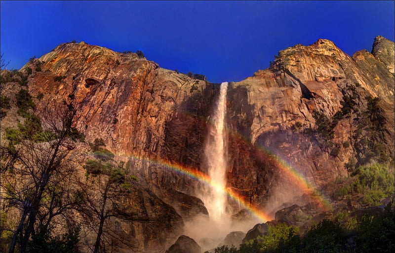Yosemite crag waterfall, fall, rocks, falling, bonito, rainbow, nice, cliffs, national park, waterfall, majestic, Yosemite, lovely, view, colors, park, sky, crag, water, HD wallpaper