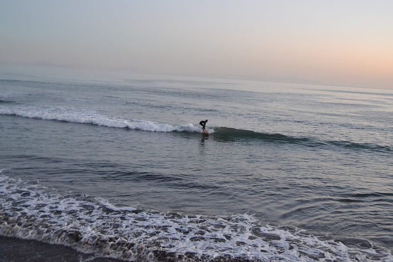 Solo Surfer, surfer, california, ocean, surf, sunset, waves, beach, gnarly, beaches, HD wallpaper