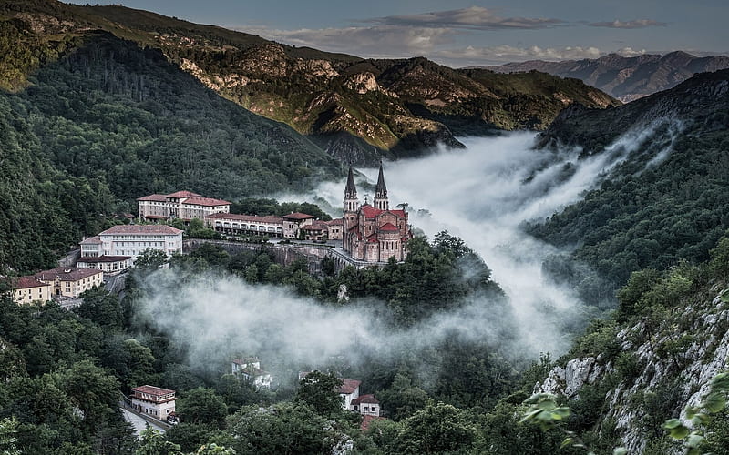 Spain, mountains, valley, Basilica de Santa Maria la Real, Picos de Europa, Asturias, Covadonga, HD wallpaper
