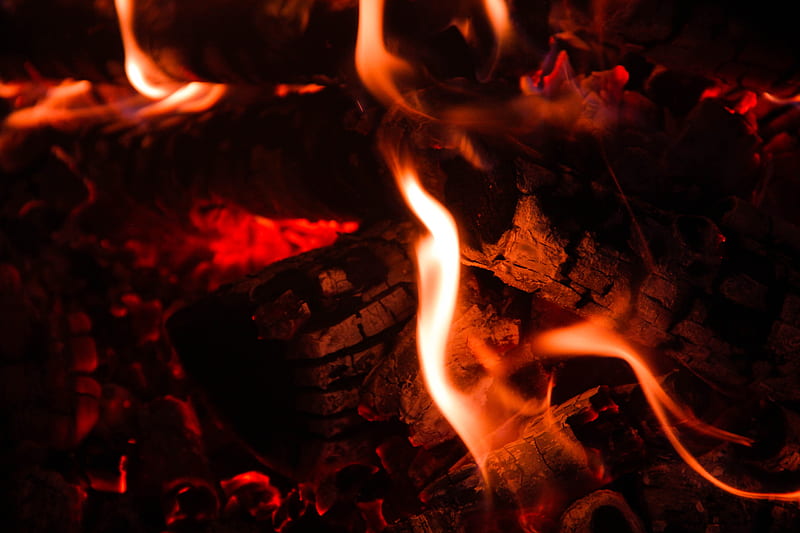 bonfire, embers, glow, fire, flame, dark, HD wallpaper