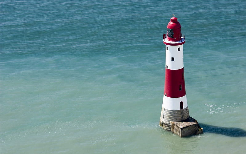 red and white lighthouse at sea, red and white, sea, lighthouse, pier, HD wallpaper
