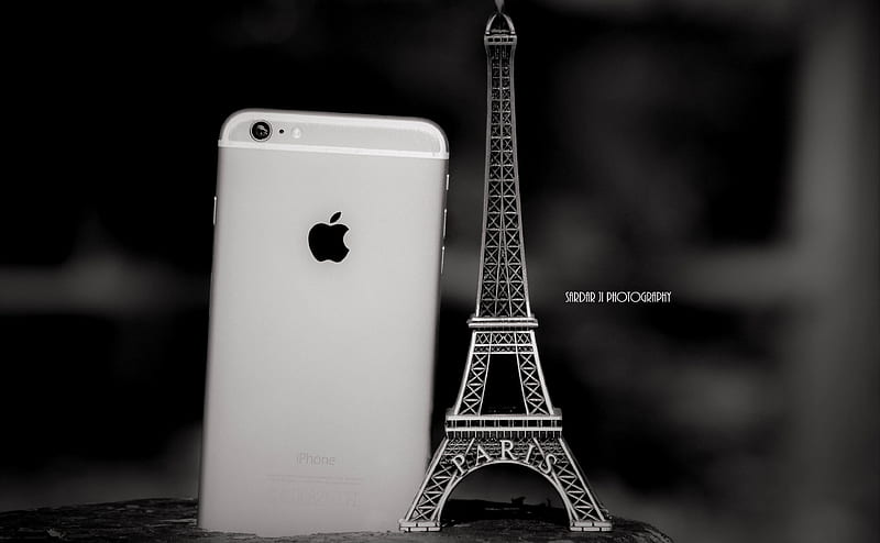 IPHONE Ultra, Black and White, Apple, iPhone, Technology, Mobile, eiffel tower, smartphone, HD wallpaper