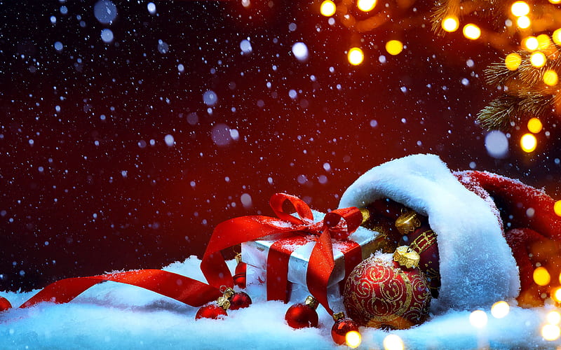 red gift boxes, red christmas balls, snow, Happy New Year, christmas decorations, xmas balls, glare, gift boxes, Merry Christmas, new year concepts, HD wallpaper