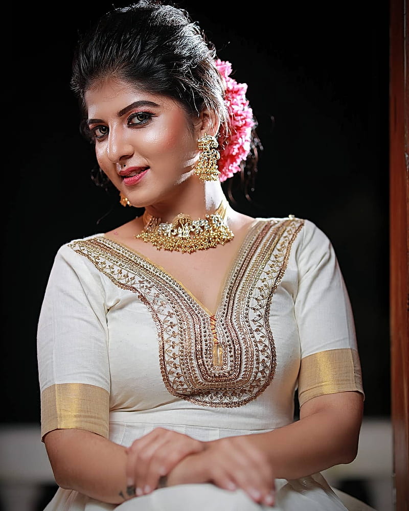 Aswathy Nair, actress, malayalam, HD phone wallpaper | Peakpx