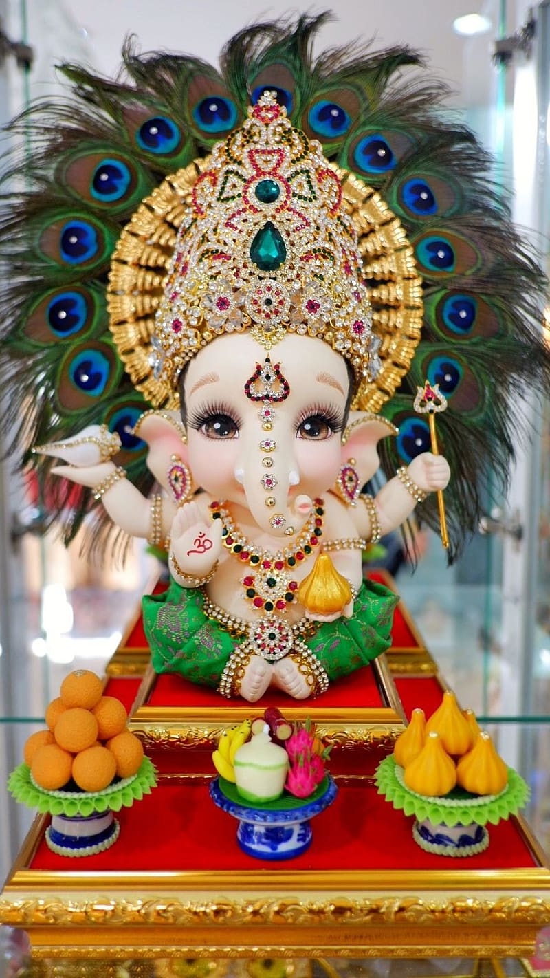 Cute Ganesha With Mayur Pankh, cute ganesha, bhakti, HD phone ...