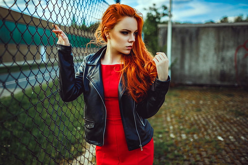 Zara axeronias, vestido rojo, pelo rojo, chaqueta aire libre, Fondo de pantalla HD