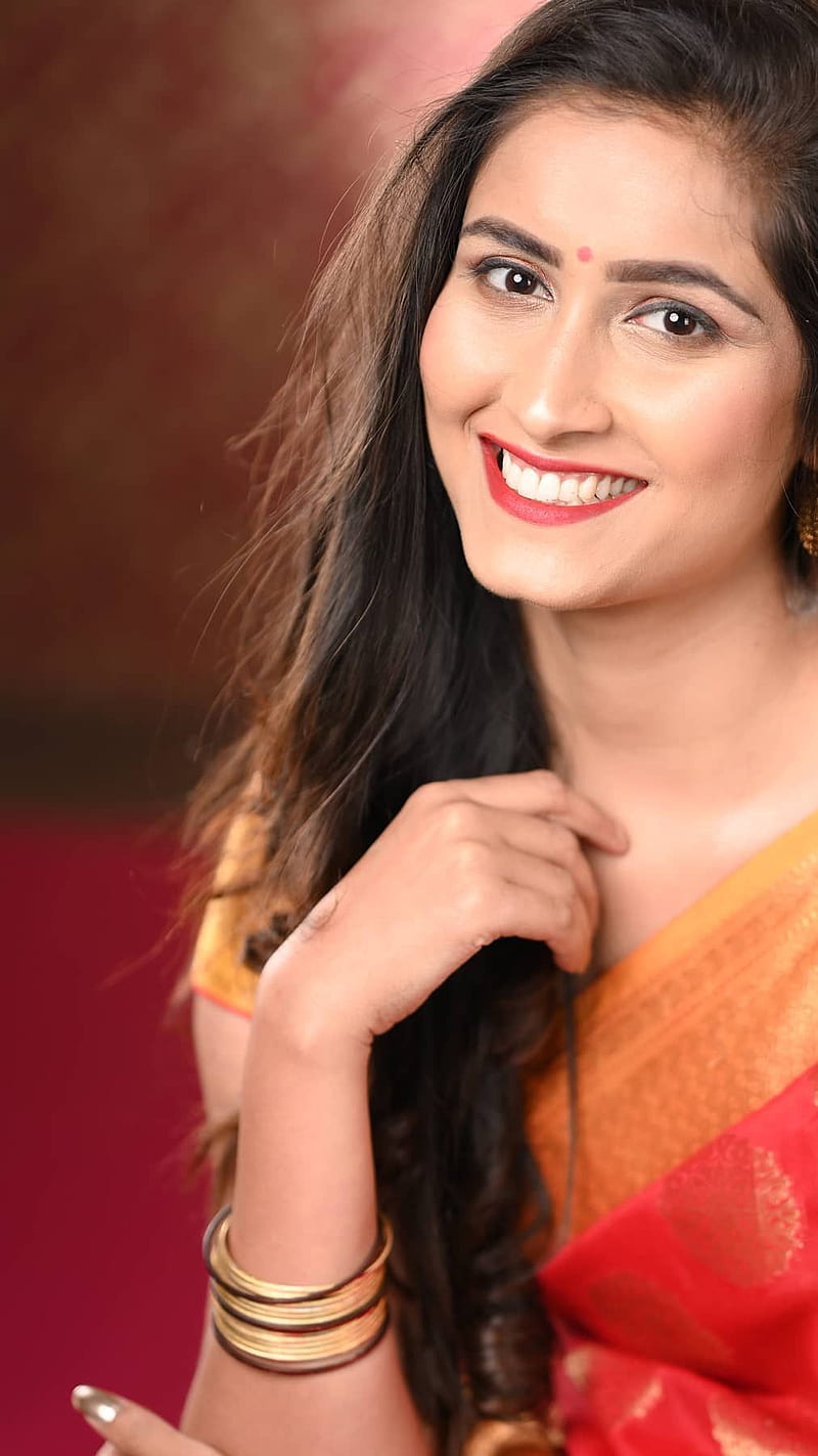 Nandini tiwari , model, saree lover, HD phone wallpaper