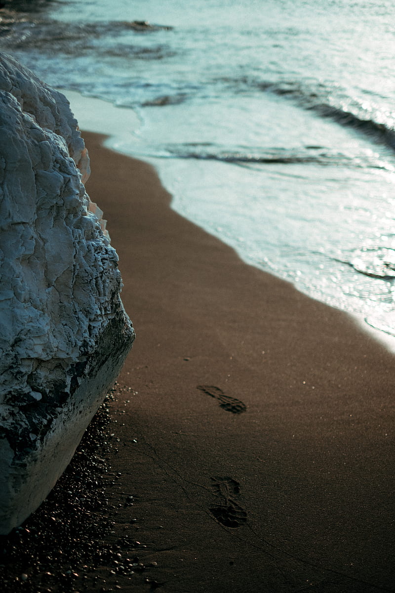 beach, rocks, sand, footprints, HD phone wallpaper