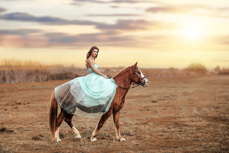 Free Photo | The girls ride on horses