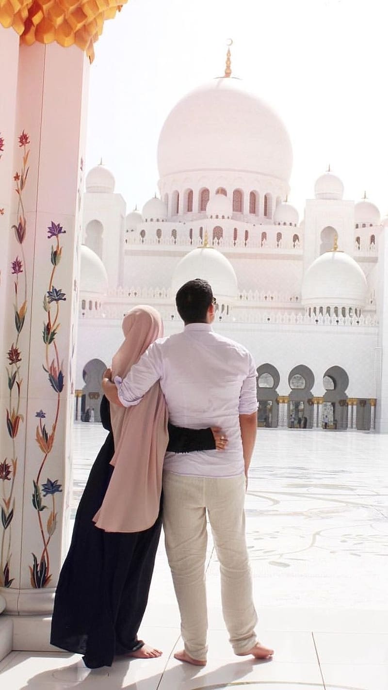 Muslim Matching Couples iPhone Wallpaper Lock Screen (Download Now) 