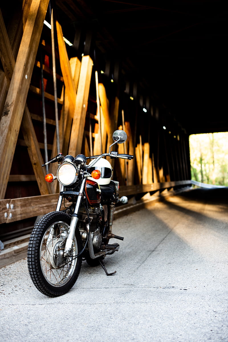 black motorcycle near brown wooden tunnel bridge, HD phone wallpaper