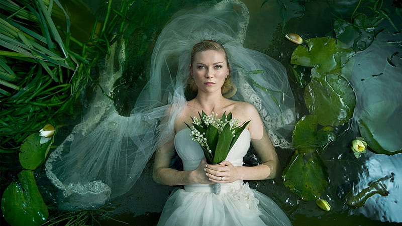 bride of nature, grahy, female, water, green, model, bride, flowers, derss, HD wallpaper