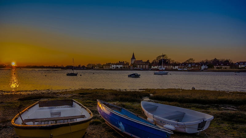sunset over a coastal village, shore, boats, sunset, vollage, bay, HD wallpaper