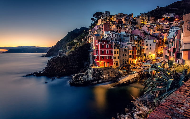 Cinque Terre, evening, small town, Riomaggiore, Liguria, Ligurian Sea, Italy, HD wallpaper