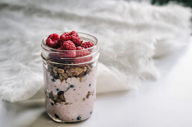 granola and yoghurt filled mason jar, HD wallpaper