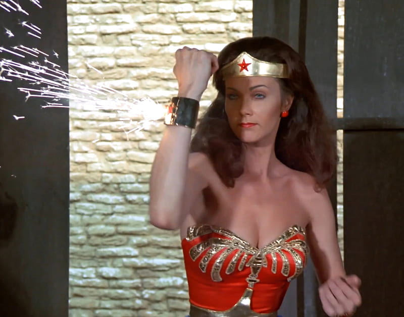 Stopping A Bullet Wonder Woman Deflection Lynda Carter Ww Wonder Woman Stopping A Bullet 