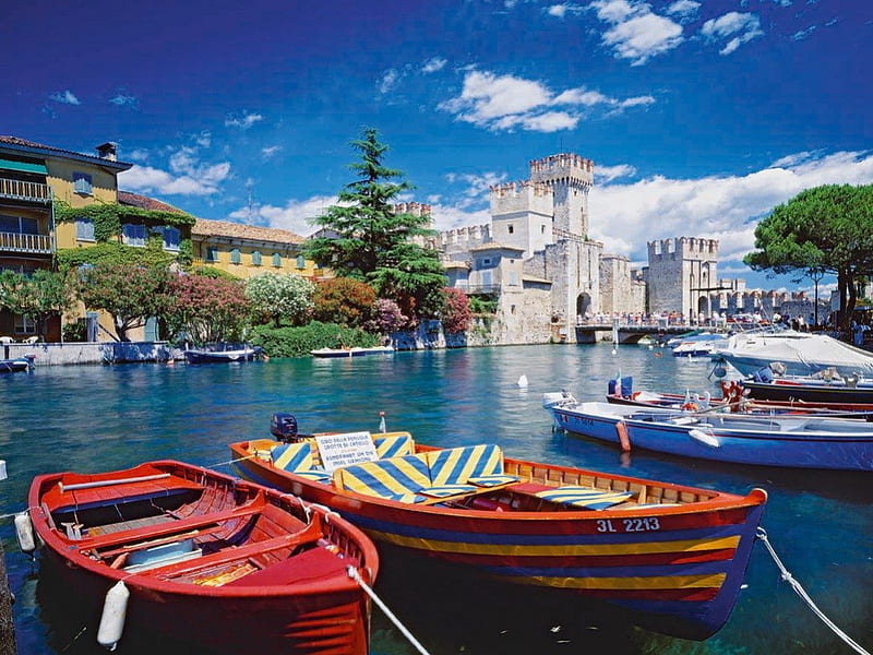 Lake Garda, pretty, shore, bonito, clouds, Garda, nice, boats, dock, village, blue, lovely, pier, town, sky, lake, summer, nature, coast, HD wallpaper