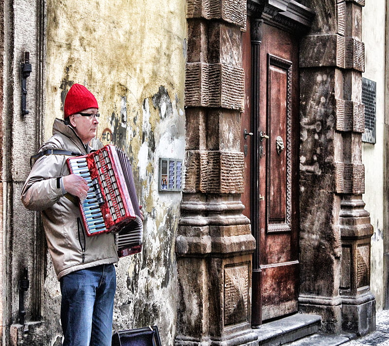 Accordion in Warsaw, city, man, old town, graphy, HD wallpaper