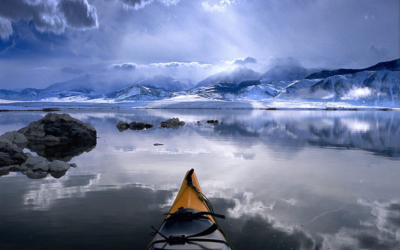 Winter , mystical, sun, bonito, canoe, sky, lake, winter, skies, snow, mountains, nature, landscape, blue, HD wallpaper
