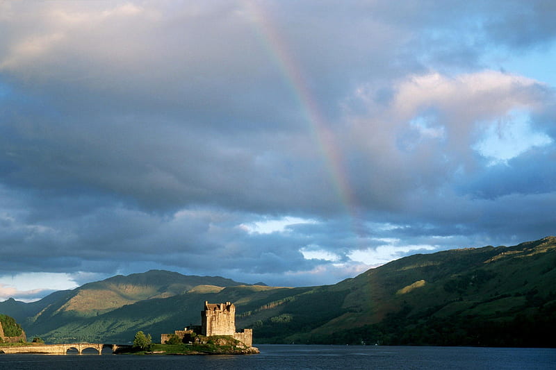Eilean Donan Castle - Scotland, castles, scotland, highlands, lochs, HD wallpaper