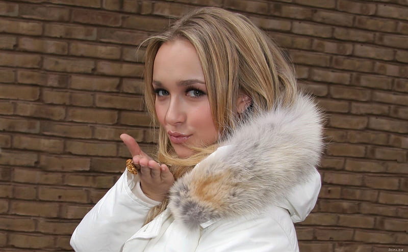 A kiss for you , 06, 221, hayden, actress, panettiere, 2012, HD wallpaper