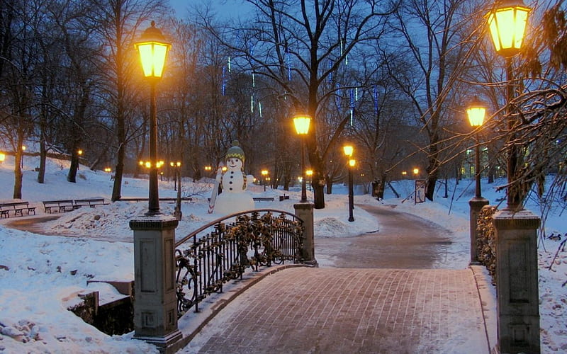 Winter in Riga, Latvia, Riga, lanterns, snow, bridge, Latvia, park, snowman, HD wallpaper