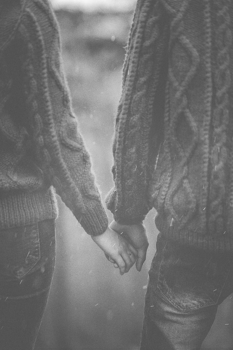 Hands Couple Bw Sweater Tenderness Hd Phone Wallpaper Peakpx