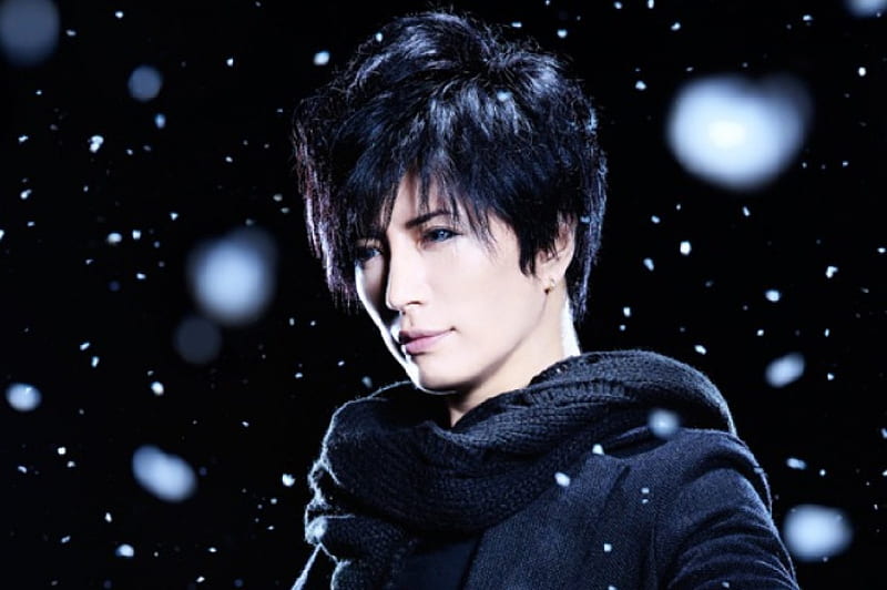 Snow Drops Model Gackt Japanese Soft Drops Singer Snowflake Snow Actor Hd Wallpaper Peakpx