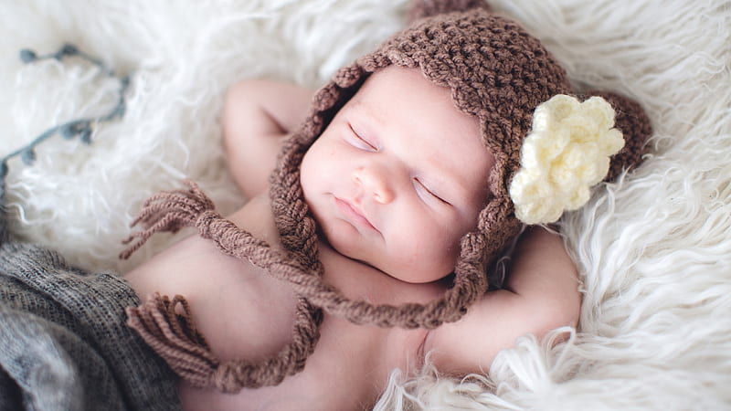Cute Child Baby Is Sleeping On Fur White Cloth Cute, HD wallpaper