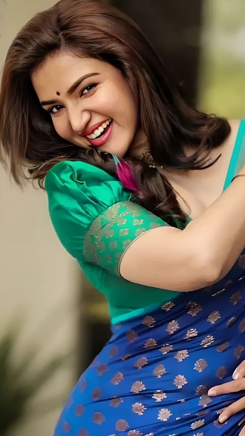 Honey Rose, saree beauty, malayalam actress, HD phone wallpaper