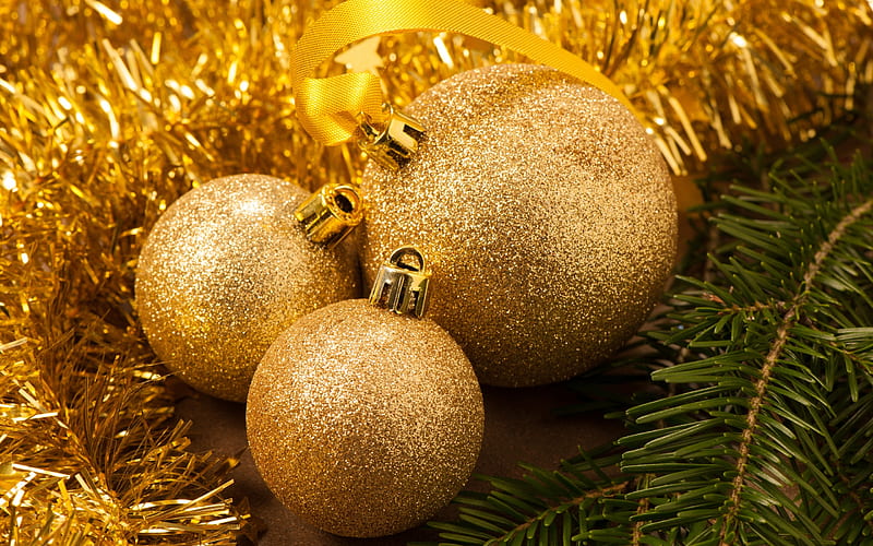 Golden Christmas balls, New Year, Christmas, decoration, evening ...