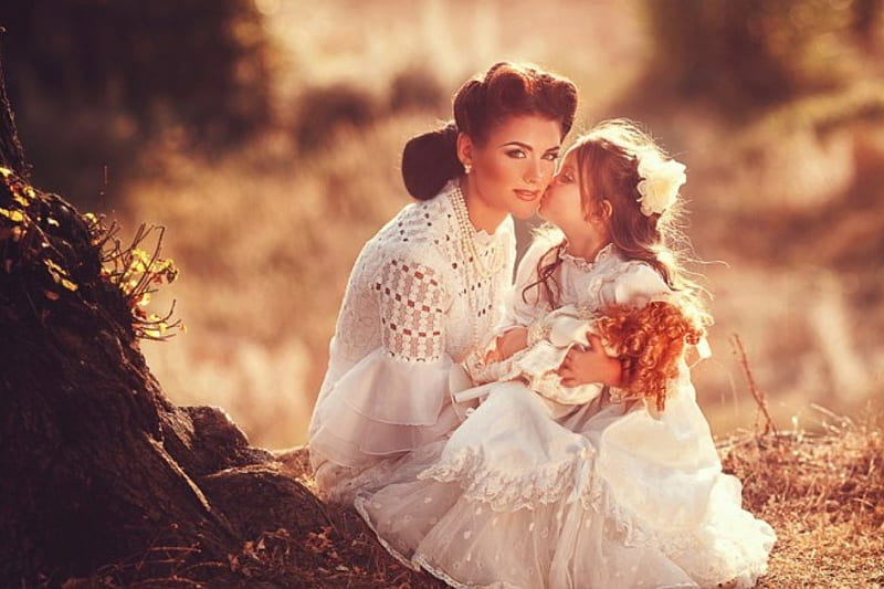 Mother and Her Child, caring, love, child, mother, lady, HD wallpaper