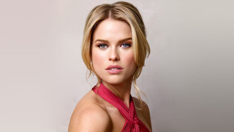 Alice Eve, close up, halter top, actress, gray background, blondes, HD wallpaper