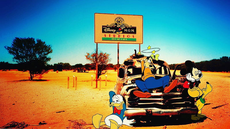 Disney MGM Studios And Disney Cartoon Characters On Car Disney, HD wallpaper
