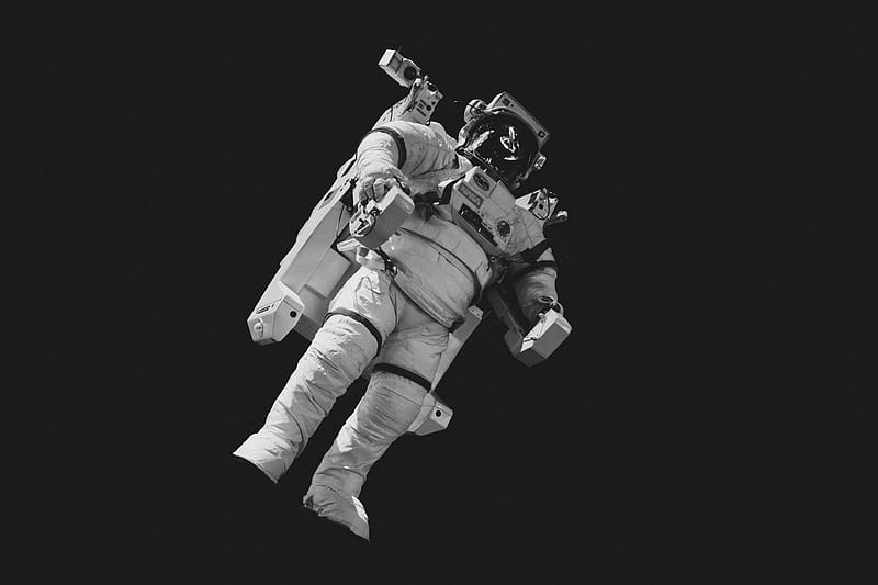 astronaut in white suit in grayscale graphy, HD wallpaper