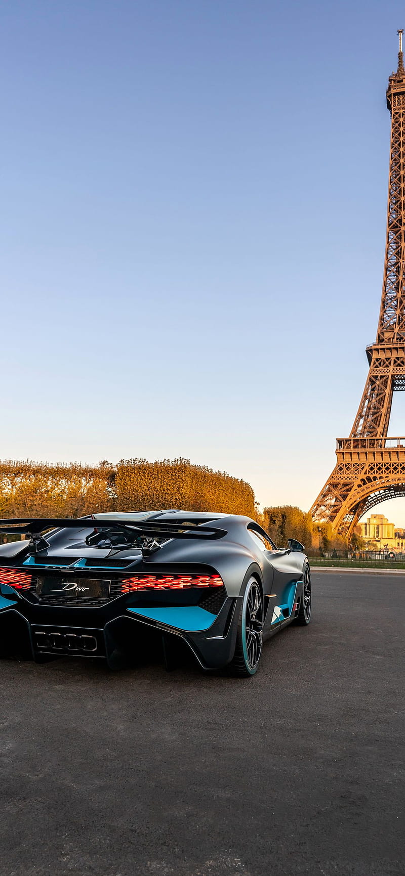 Bugatti divo, beautiful, bugatti, divo, paris, super car, HD phone wallpaper