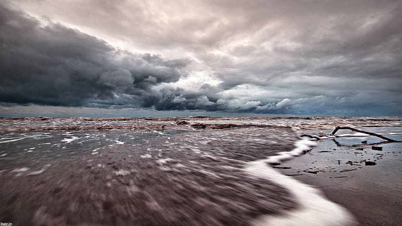 1080P free download | Tide coming in under stormy skies, beach, tide ...