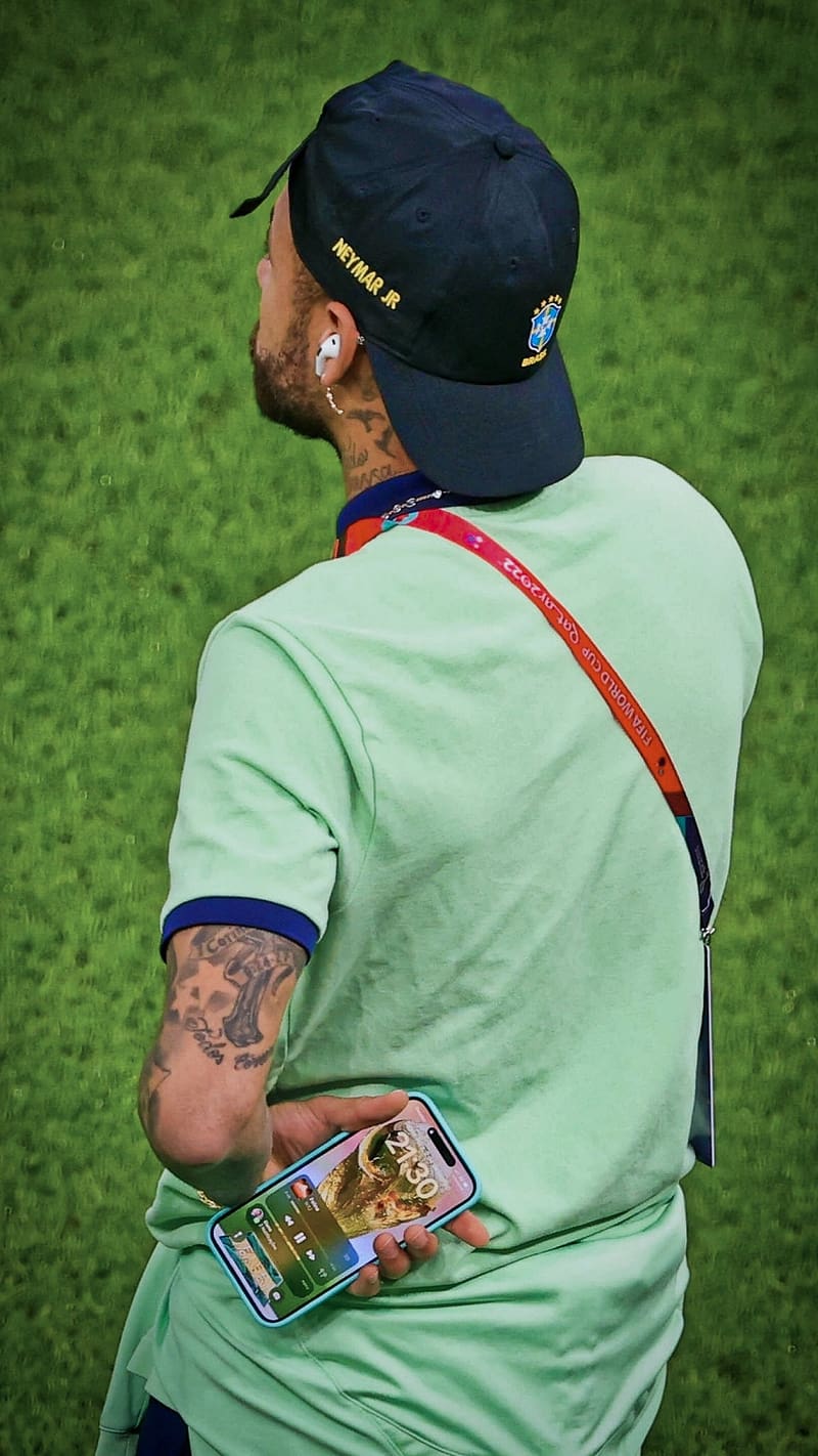 Neymar Wearing Cap, neymar, worldcup, sports, footballer, wearing black cap, HD phone wallpaper