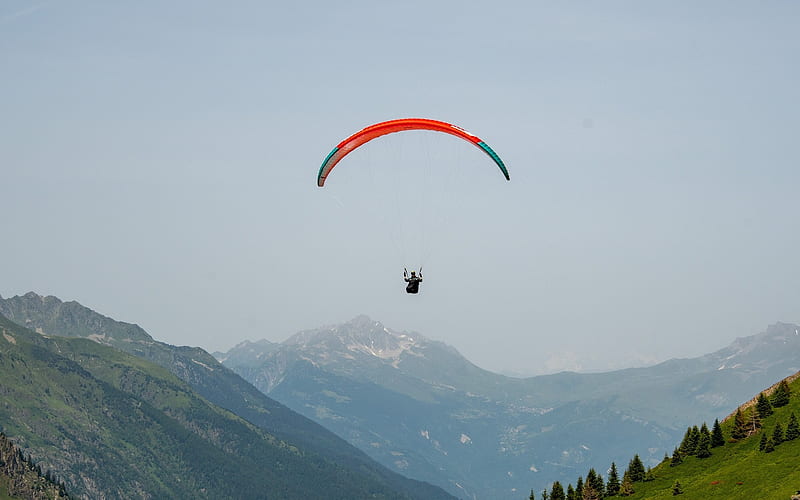 Paragliding in Mountains, paragliding, sky, mountains, parachute, HD wallpaper