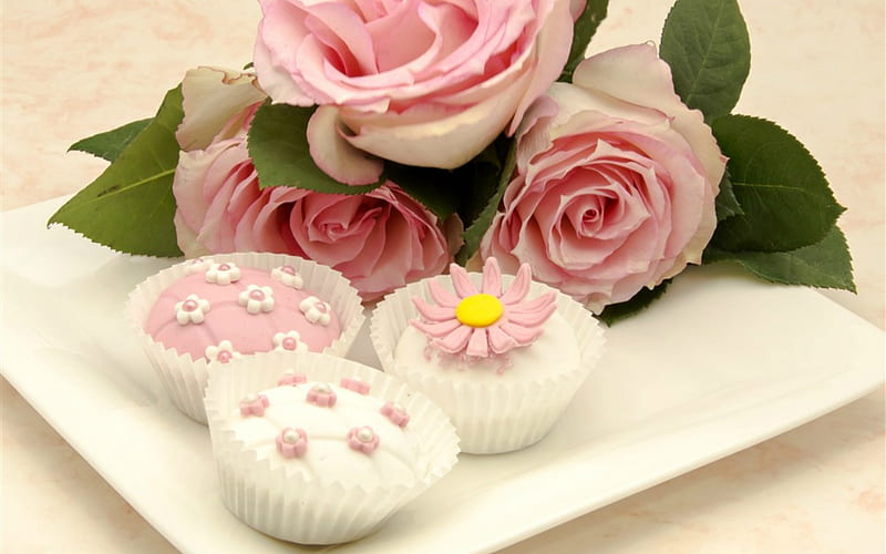 Cupcakes and Roses, cupcakes, roses, food, pink, HD wallpaper | Peakpx