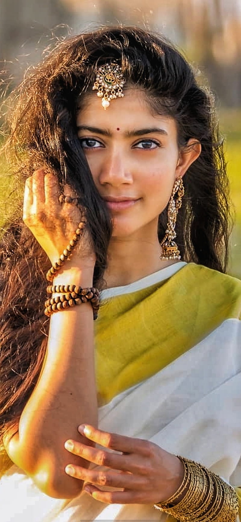 Sai Pallavi, actress, fidaa, heroine, kerala, kollywood, malar, mallu, saipallavi, tamil, tollywood, HD phone wallpaper