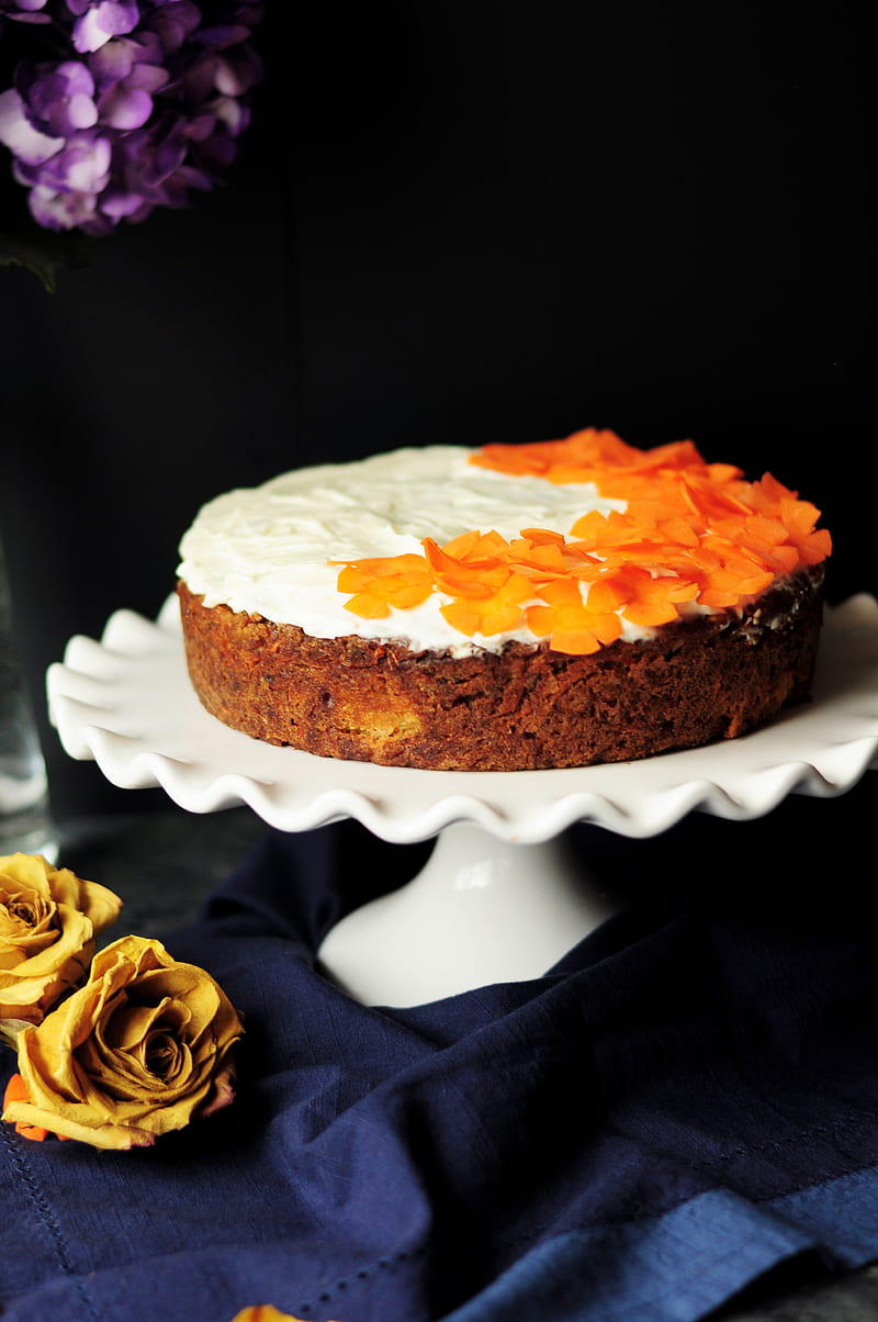 white and orange icing-coated cake on scalloped edge white ceramic cake stand, HD phone wallpaper