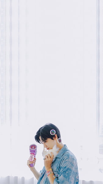 Jeno NCT Aesthetic Wallpaper APK for Android Download