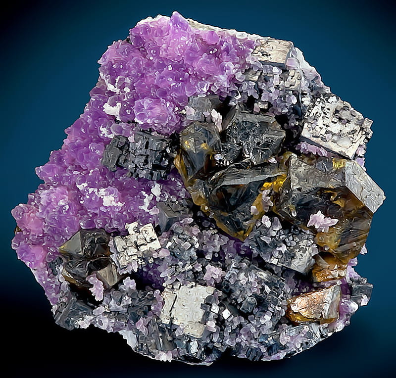 Gorgeous combination of lustrous Galena crystals with Sphalerite and Amethyst!, sphalerite, mineral, crystal, amethyst, HD wallpaper