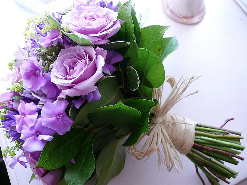 Ramo, púrpura, flor, flores, belleza, bonito, rosas, hoja, Fondo de  pantalla HD | Peakpx