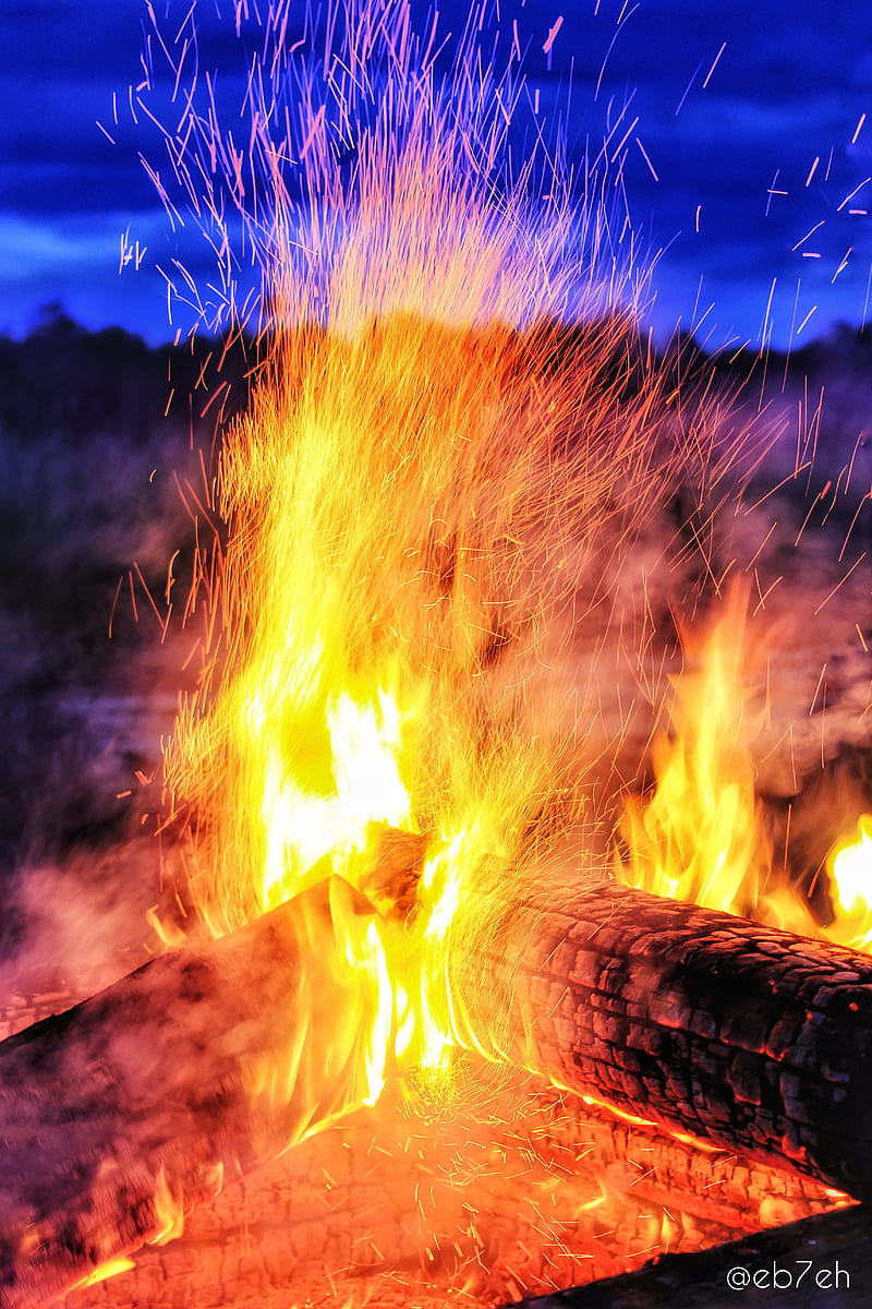 bonfires, sparks, night, landscape, wood, forest, eb7eh, abstract, HD phone wallpaper