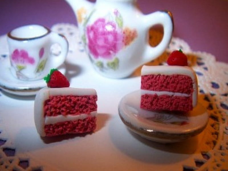 Tiny Miniature Tea and Strawberry Shortcake, cake, little, strawberry, small, tea, sweet, cute, teapot, mini, HD wallpaper