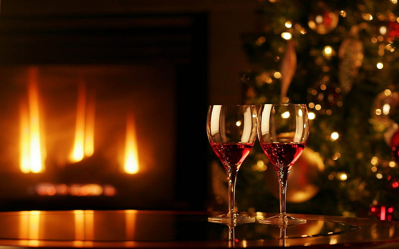 ROMANTIC CHRISTMAS NIGHT, romantic, christmas, holiday, wine, glasses, lights, tree, duo, decorated, two, redwine, fire place, night, HD wallpaper